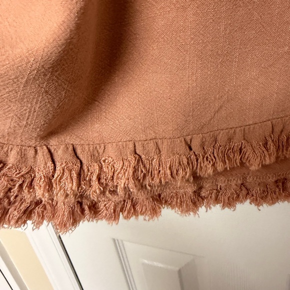 Umgee Linen Blend High Low Tunic – Women’s Medium–Canyon Clay (Rust) Frayed Edge - Picture 6 of 9